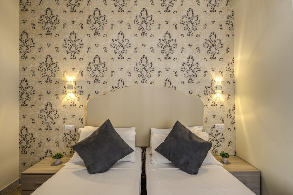 Roma 41 Hotel Luaran gambar